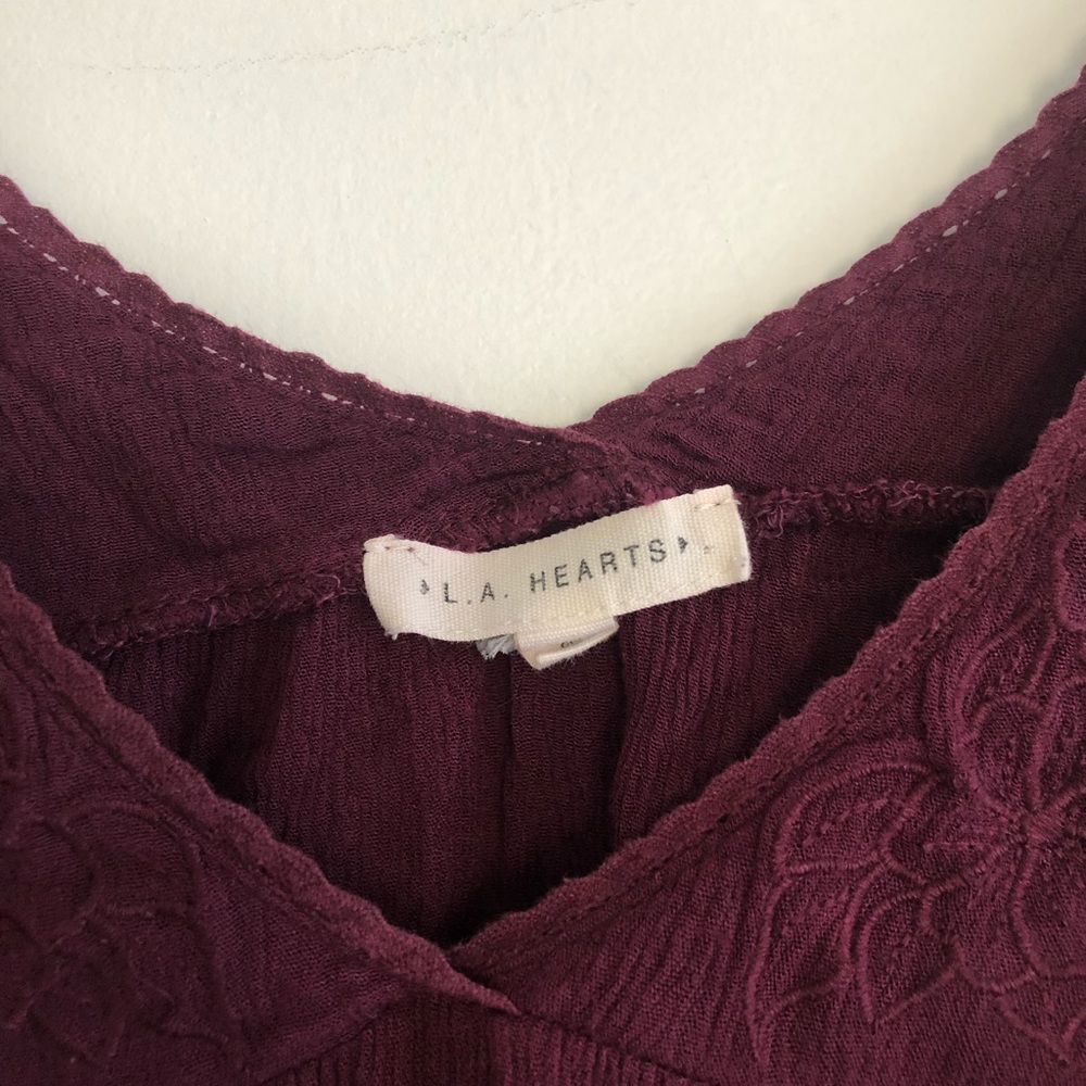 PACSUN LA HEARTS maroon cold shoulder top - Picture 3 of 5